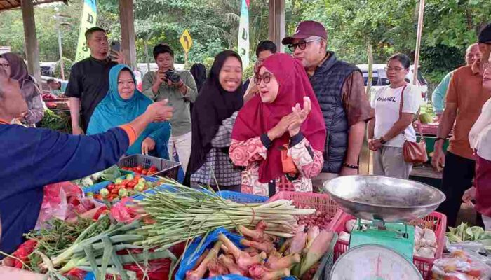 Pasar Tani Ramai Pengunjung, Bazar Murah Bukti Nyata Kepedulian Pemko Tanjungpinang
