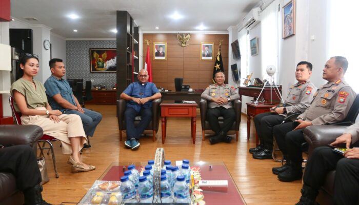 Kapolda Kepri Apresiasi Atas Kepedulian dan Keterlibatan Aktif Romo Paschal dan KKPPMP Dalam  Penanganan KasusTPPO