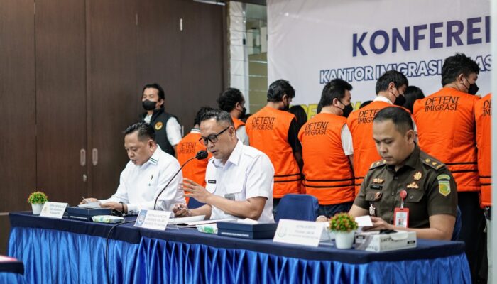 Perketat Penegakan Hukum Keimigrasian Terhadap WNA, Imigrasi Batam Gelar Operasi Gabungan Wira Waspada