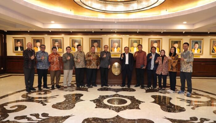 Dewan Pers Kunjungi Mahkamah Agung Ditengah Sorotan Kasus Korupsi