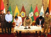 Kajati Kepri, Gubernur dan Ketua DPRD Teken MoU tentang Penanganan Terhadap Pelaku Yang Perkaranya Diselesaikan Dengan Restorative Justice