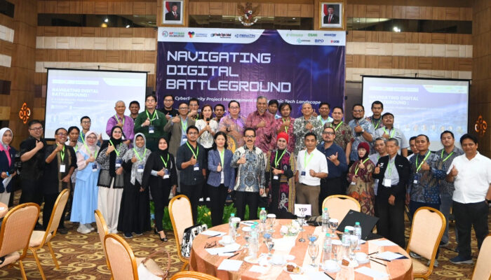 APTIKNAS Gandeng BSSN Gelar Seminar Navigating Digital Battleground 2025