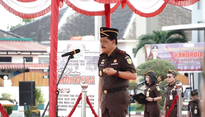 Peringati HARKORDIA 2025, Kajati Kepri Pimpin Upacara dan Kampanye Antikorupsi di Ruas Jalan Tanjungpinang