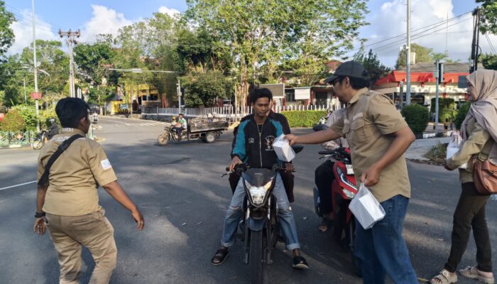 Peringati HUT SMSI ke-9 Tahun, SMSI Kota Tanjungpinang Berbagi Takjil ke Masyarakat