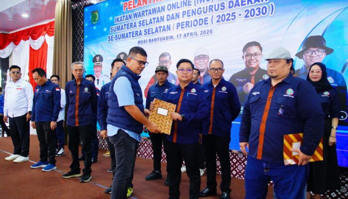 PW dan 5 PD se-Sumsel Resmi Dilantik, Yudhistira Ajak IWO Kontrol Lingkungan di Muba Sebagai Kawasan Tambang Minyak
